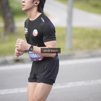 Runner Photo 3826603