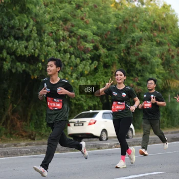 Runner Photo 3826680