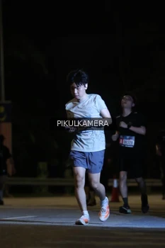Runner Photo 3826689