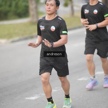 Runner Photo 3826693