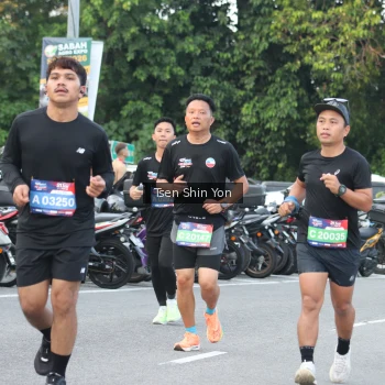 Runner Photo 3826697