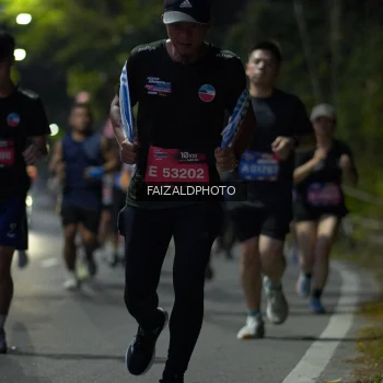 Runner Photo 3826710