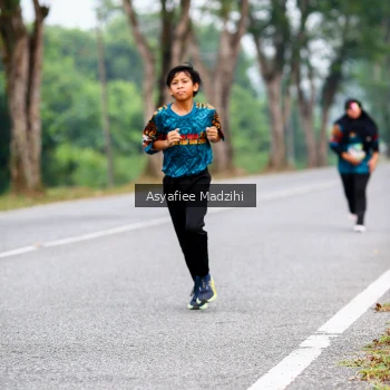 Runner Photo 3826721