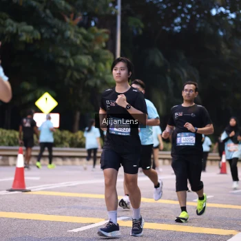 Runner Photo 3826726