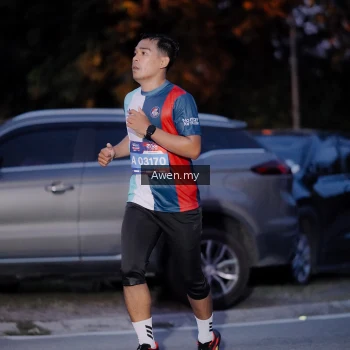 Runner Photo 3826770