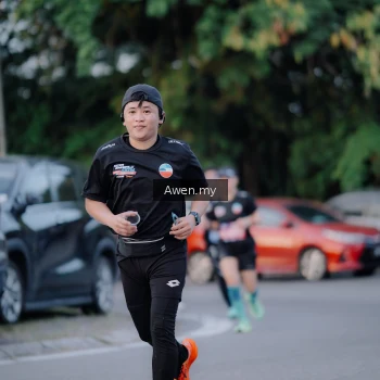 Runner Photo 3826860