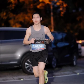 Runner Photo 3826890