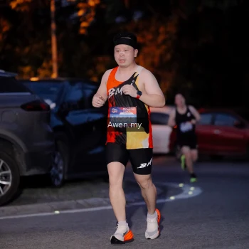Runner Photo 3826925