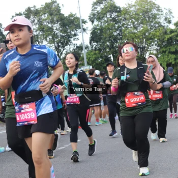 Runner Photo 3826933