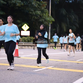 Runner Photo 3826991