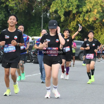 Runner Photo 3827004
