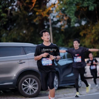 Runner Photo 3827085