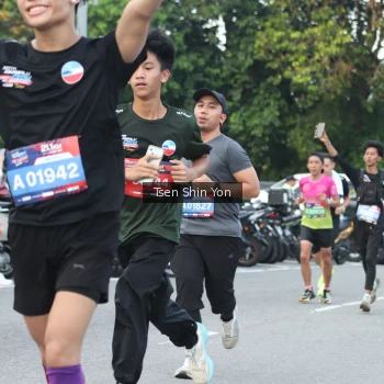 Runner Photo 3827274