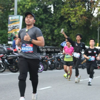 Runner Photo 3827320