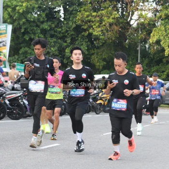 Runner Photo 3827413