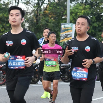 Runner Photo 3827424