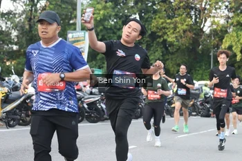 Runner Photo 3827613