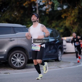 Runner Photo 3827622