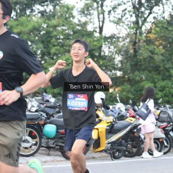 Runner Photo 3827801
