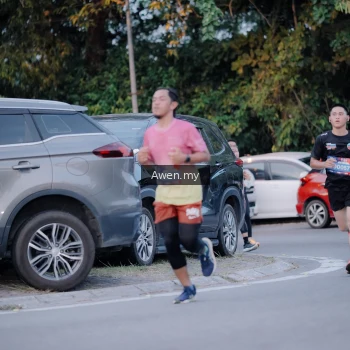 Runner Photo 3827865