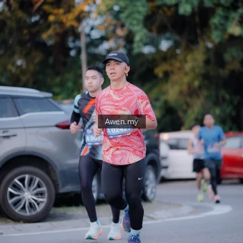Runner Photo 3828010