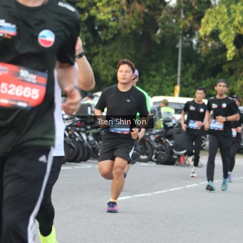Runner Photo 3828421