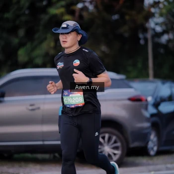 Runner Photo 3828495