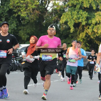 Runner Photo 3828573