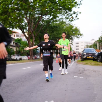 Runner Photo 3828592