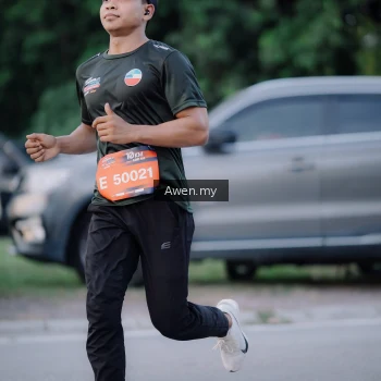 Runner Photo 3828719