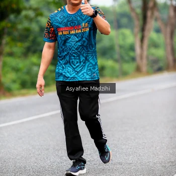 Runner Photo 3828750