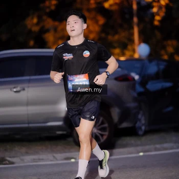 Runner Photo 3828778