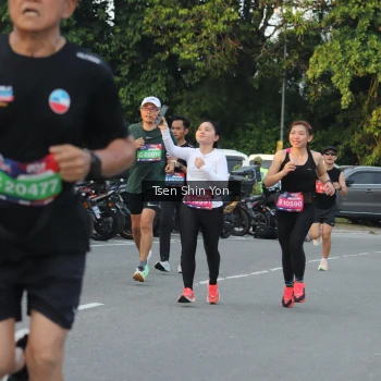 Runner Photo 3828785