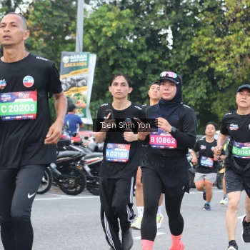 Runner Photo 3828795