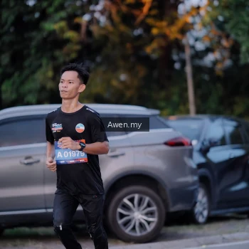 Runner Photo 3828859