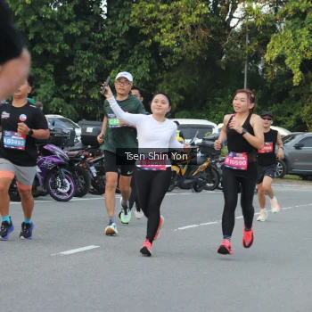 Runner Photo 3828864