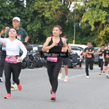 Runner Photo 3828952