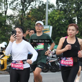 Runner Photo 3828955