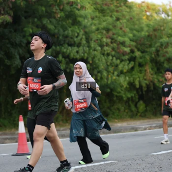 Runner Photo 3828975