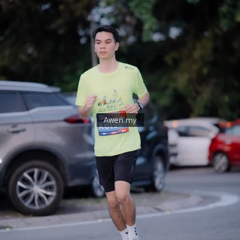 Runner Photo 3829023