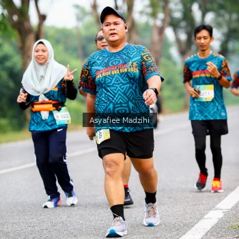 Runner Photo 3829111