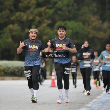 Runner Photo 3829117