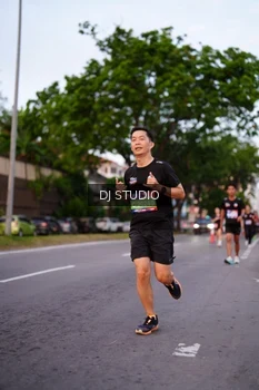 Runner Photo 3829165