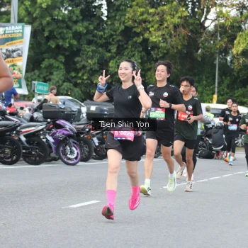 Runner Photo 3829176