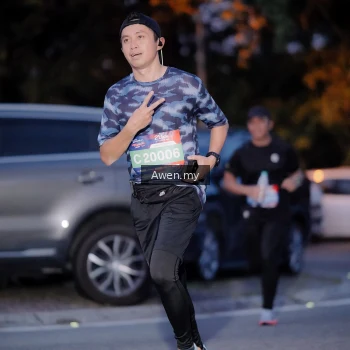 Runner Photo 3829377