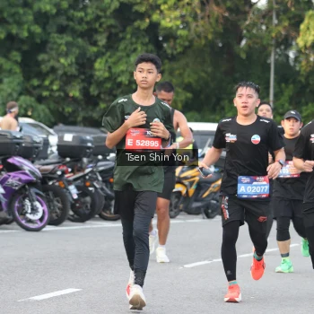 Runner Photo 3829443
