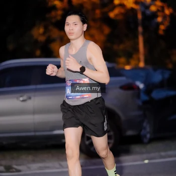 Runner Photo 3829474