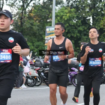 Runner Photo 3829586