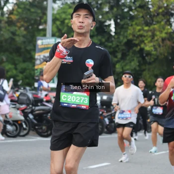 Runner Photo 3829642