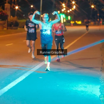 Runner Photo 3829657